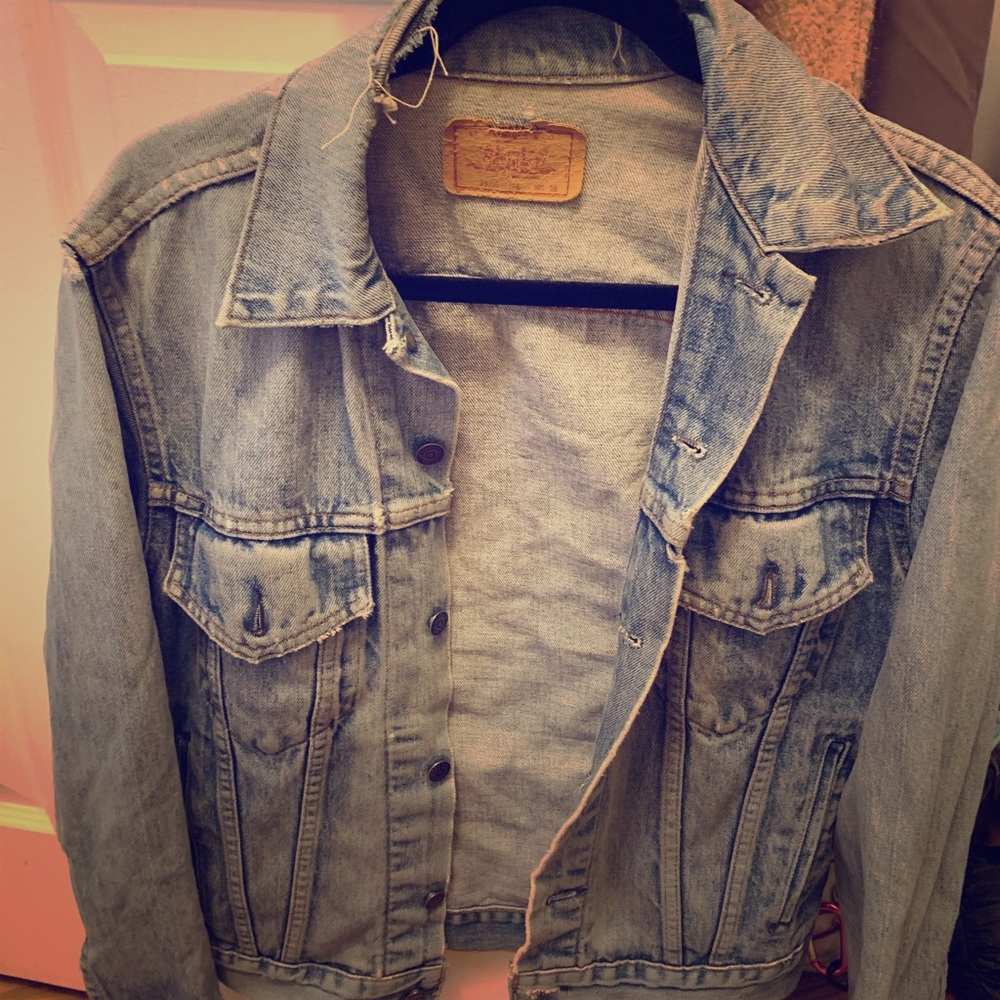 Authentic vintage Levi’s unisex denim jean jacket